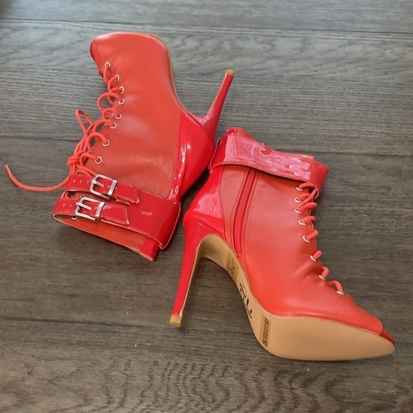 NWT BURJU Under The Influence Open Toe Lace Up Buckle Ankle Boots | Red 11 - Picture 4 of 10